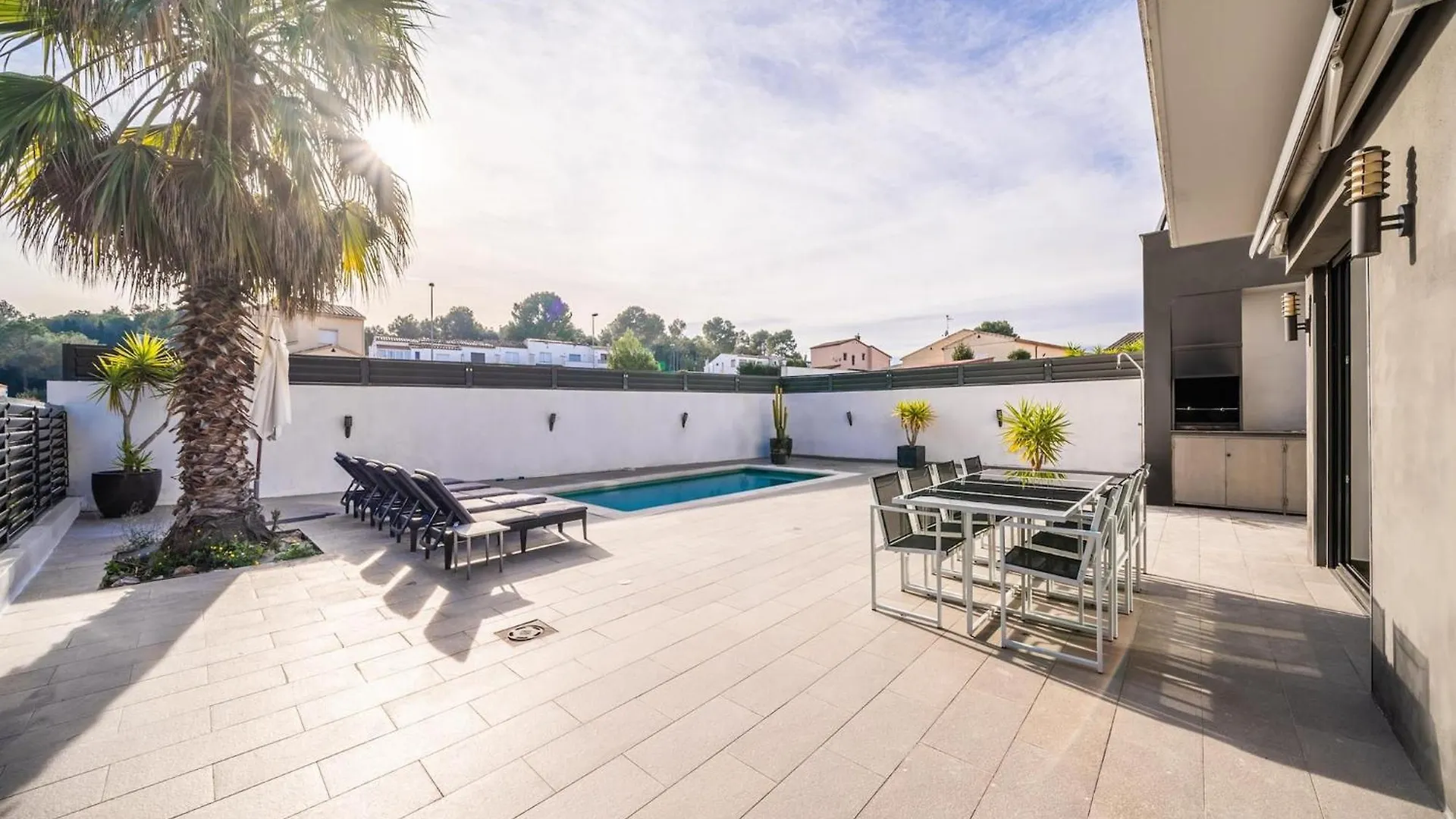 Beautiful Villa Near Montgri Natural Park L'Escala 0*,  Spain